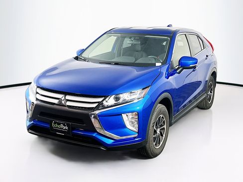 Used 2020 Mitsubishi Eclipse Cross ES image 3