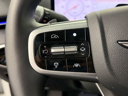 Used 2026 Genesis GV70 2.5T Select image 21