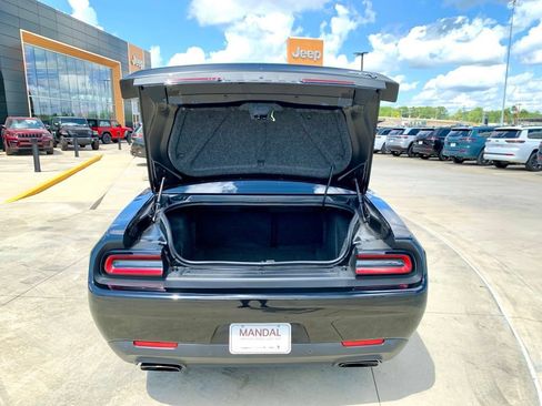 Used 2023 Dodge Challenger SRT Hellcat RWD image 17