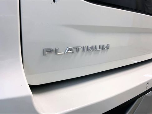 Used 2026 Ford Expedition Platinum w/ Platinum Ultimate Package AWD/4WD image 29