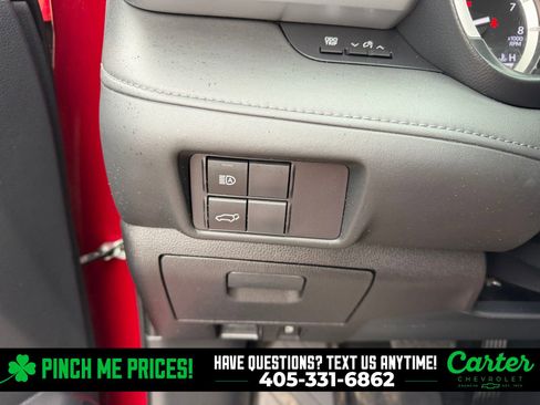 Used 2022 Toyota Highlander XLE image 30