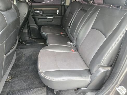 Used 2014 RAM 1500 Laramie w/ Convenience Group RWD image 9