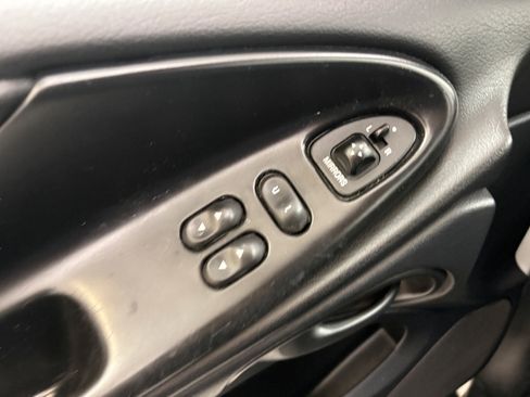 Used 1996 Ford Mustang Cobra image 23
