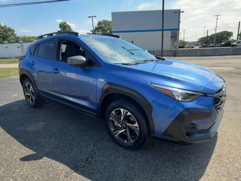Used 2025 Subaru Crosstrek 2.5i Premium AWD/4WD image 2