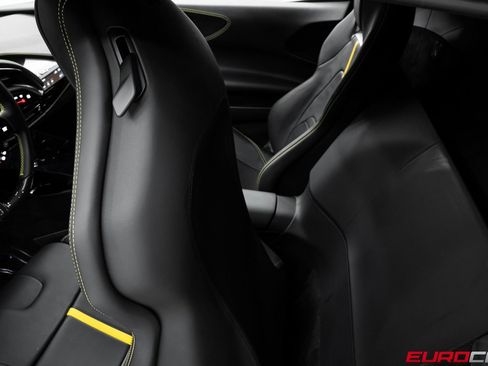 Used 2022 Ferrari SF90 Stradale AWD/4WD image 42