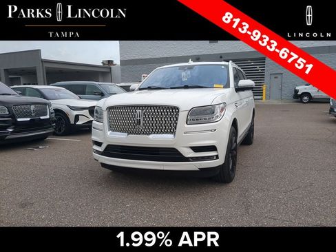 Used 2020 Lincoln Navigator Reserve w/ Equipment Group 208A Reserve AWD/4WD image 9