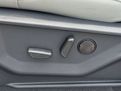 New 2026 Ford Expedition Max Active RWD image 21