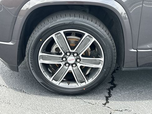 Used 2017 GMC Acadia Denali AWD/4WD image 11