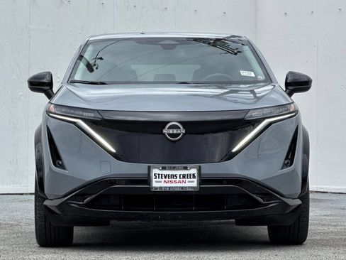 Used 2024 Nissan Ariya AWD image 8