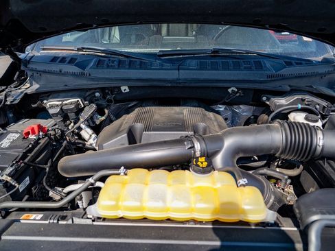 Used 2019 Ford F150 Platinum w/ Technology Package image 25