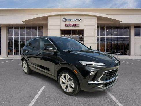 Certified 2024 Buick Encore GX Preferred w/ Advanced Technology Package FWD image 2