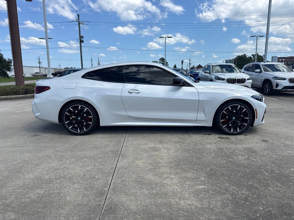 Certified 2026 BMW 430i Coupe w/ M Sport Package RWD image 6