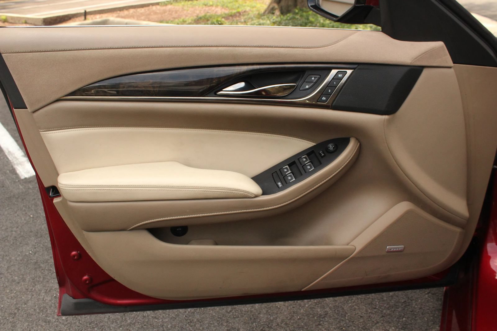 Used 2015 Cadillac CTS Luxury RWD image 15