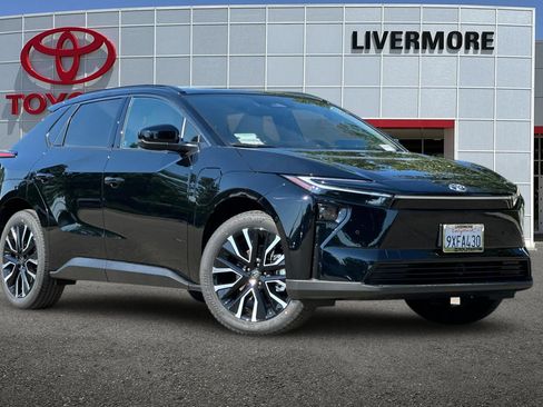 Used 2026 Toyota bZ AWD/4WD image 2