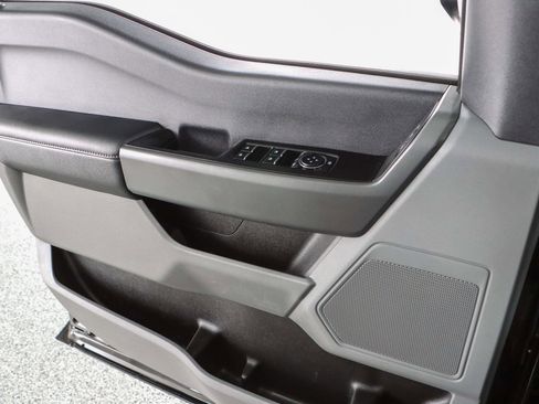 Used 2023 Ford F350 XLT image 22