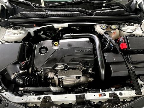 Used 2024 Chevrolet Malibu LT image 27