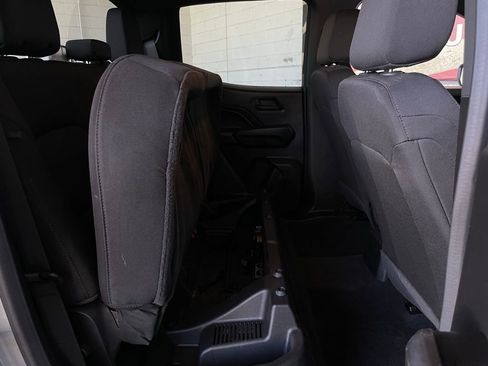 Used 2024 Chevrolet Colorado W/T image 17