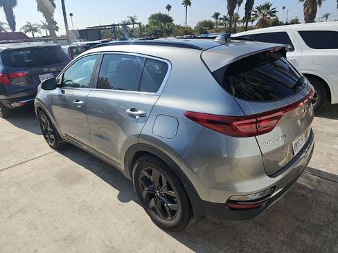 Used 2020 Kia Sportage S w/ S Sunroof Package FWD image 4