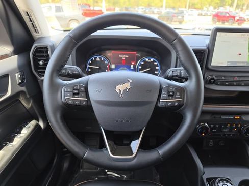 Used 2024 Ford Bronco Sport Outer Banks w/ Tech Package AWD/4WD image 15