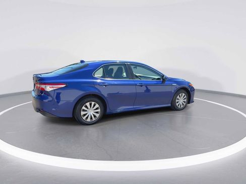 Certified 2018 Toyota Camry LE w/ Audio Package FWD image 8