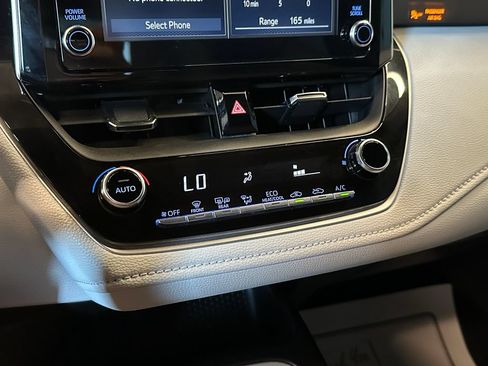 Used 2020 Toyota Corolla SE FWD image 15