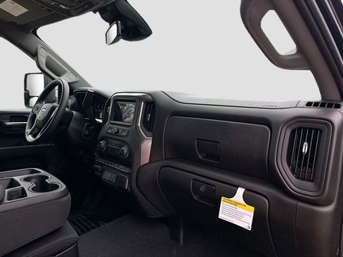 New 2026 Chevrolet Silverado 2500 Custom w/ Custom Value Package AWD/4WD image 29