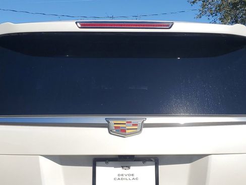 Used 2018 Cadillac Escalade Platinum image 13