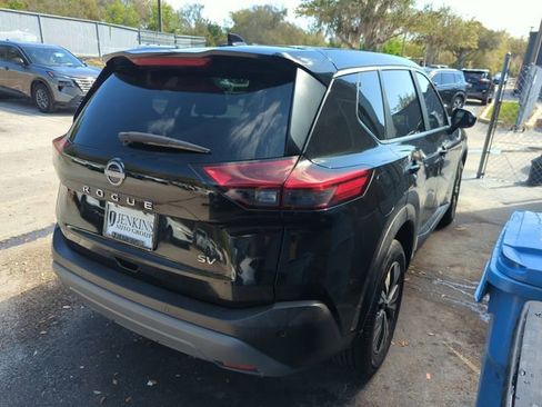 Certified 2023 Nissan Rogue SV image 2