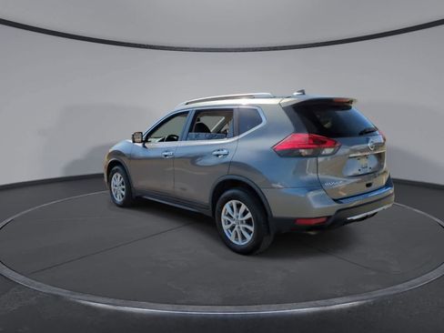 Used 2017 Nissan Rogue SV w/ SV Premium Package AWD/4WD image 6