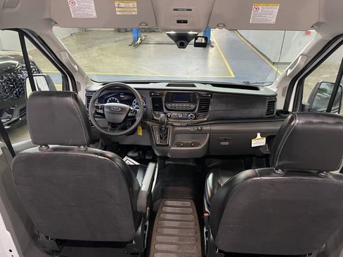 Certified 2025 Ford Transit 250 148 Medium Roof RWD image 13