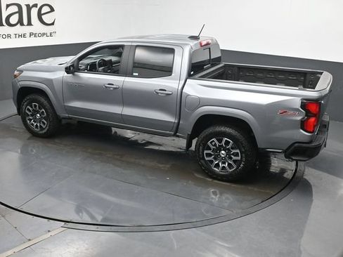 Used 2026 Chevrolet Colorado Z71 w/ Technology Package AWD/4WD image 40