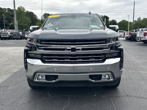 Used 2019 Chevrolet Silverado 1500 LTZ w/ LTZ Premium Package AWD/4WD image 2