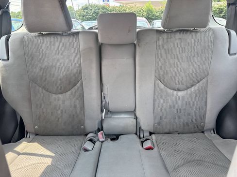 Used 2011 Toyota RAV4 4WD w/ Base L4 Extra Value Pkg image 16