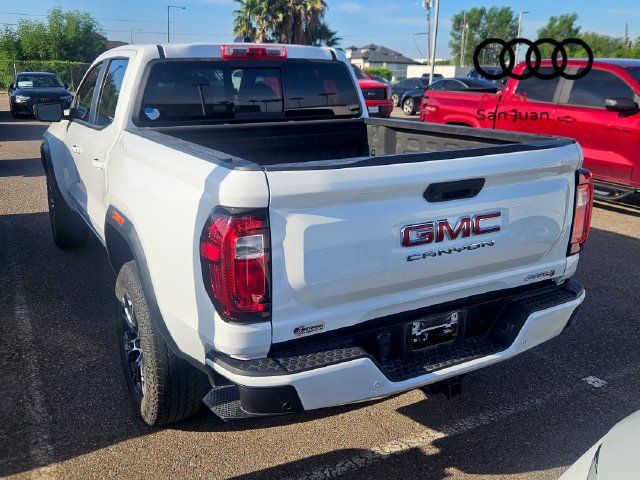 Used 2023 GMC Canyon AT4 w/ AT4 Premium Package AWD/4WD image 6