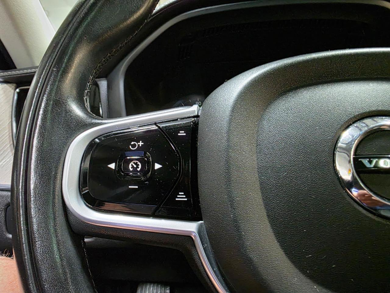 Used 2018 Volvo XC60 T6 Inscription AWD/4WD image 30