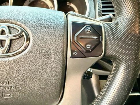 Used 2015 Toyota Tacoma Pickup 4D 5 ft image 15