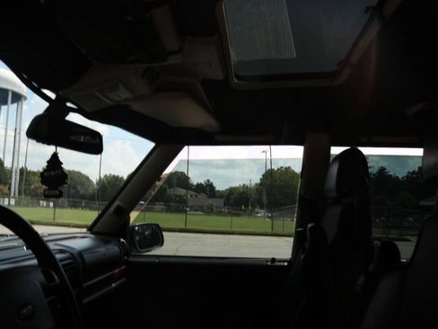 Used 2004 Land Rover Discovery HSE AWD/4WD image 13