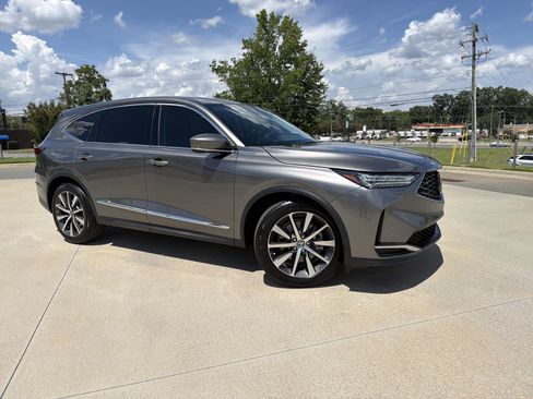 Used 2026 Acura MDX FWD w/ Technology Package image 2
