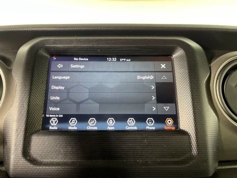 Used 2022 Jeep Gladiator Sport AWD/4WD image 28
