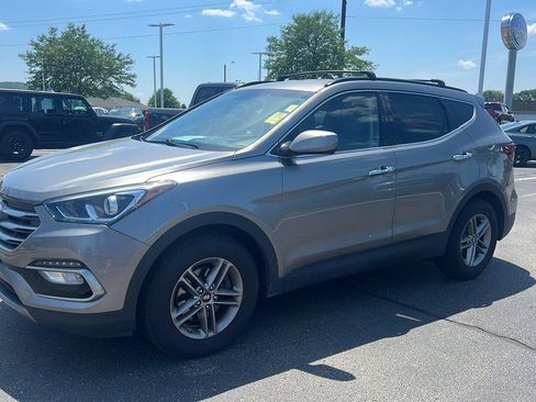 Used 2017 Hyundai Santa Fe Sport AWD/4WD image 12