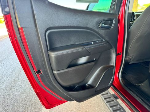 Used 2021 GMC Canyon Elevation w/ Trailering Package AWD/4WD image 12