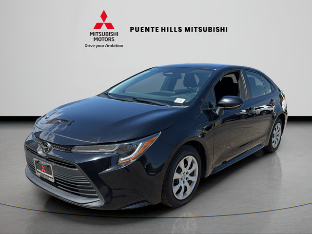 Used 2024 Toyota Corolla LE FWD image 1