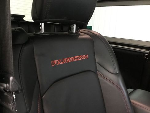 Used 2024 Jeep Wrangler Rubicon image 40