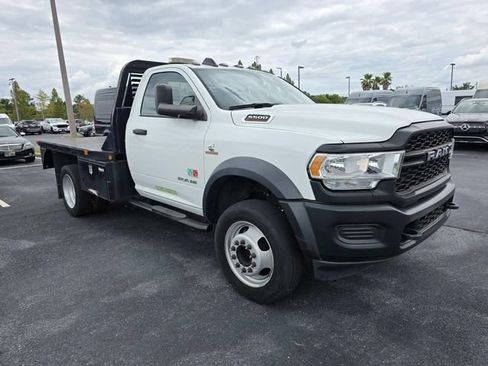 Used 2022 RAM 5500 Tradesman RWD image 5