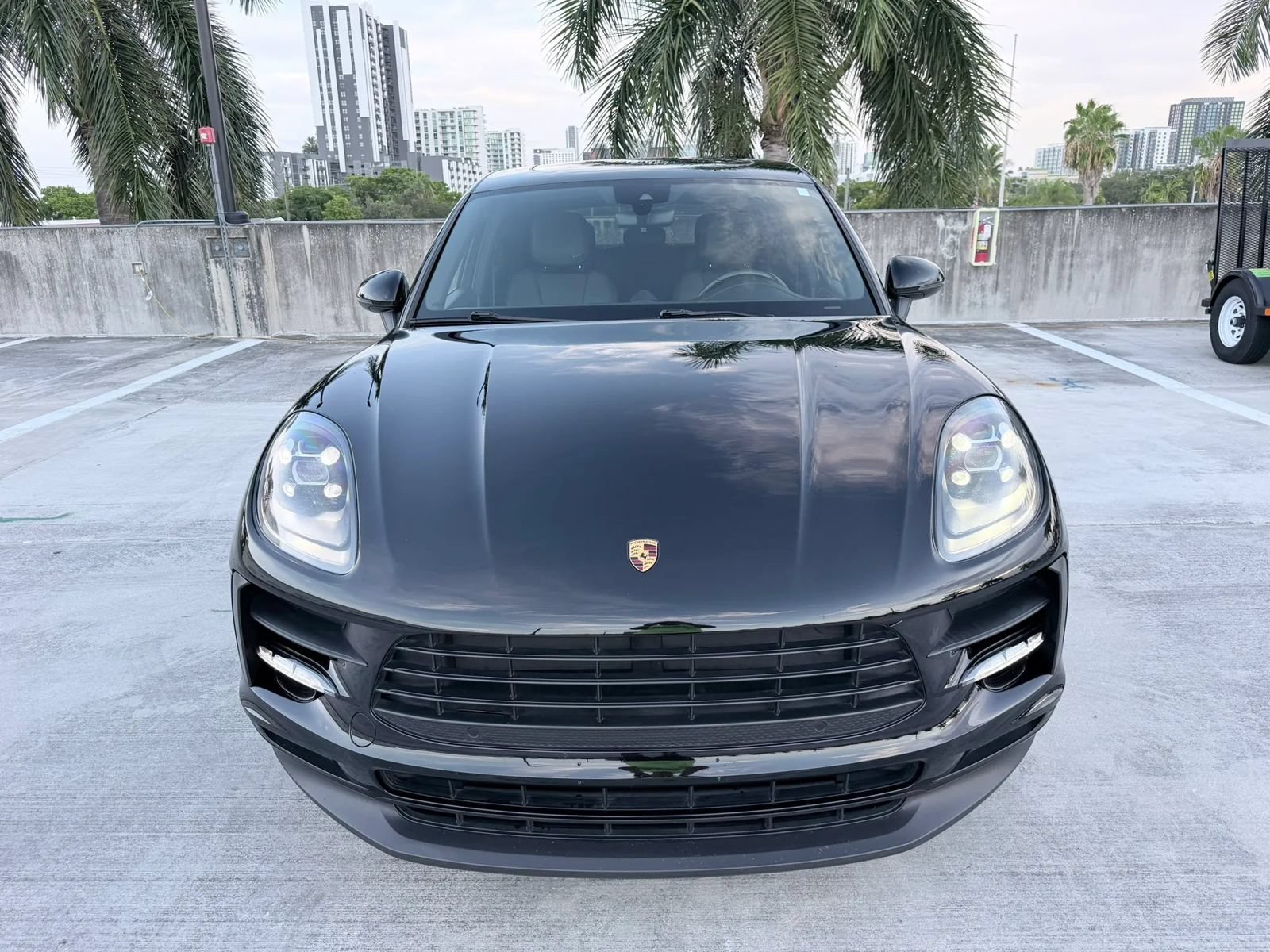 Used 2020 Porsche Macan AWD/4WD image 2
