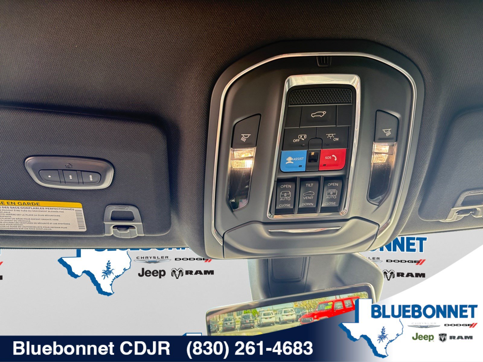 New 2026 Jeep Grand Cherokee Limited w/ Luxury Tech Group II RWD image 28