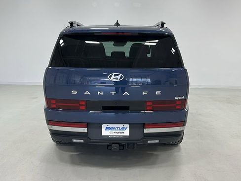 Used 2025 Hyundai Santa Fe Limited FWD image 4