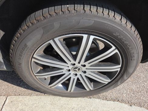 Used 2024 Mercedes-Benz GLE 450 4MATIC image 6