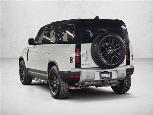 Used 2022 Land Rover Defender 110 SE AWD/4WD image 7