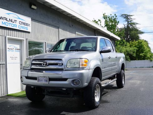Used 2004 Toyota Tundra SR5 image 3